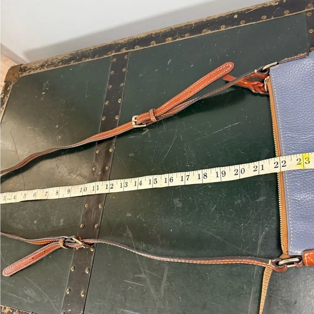 Dooney & Bourke Pebbled Leather Crossbody Bag Gray/brown Size Medium